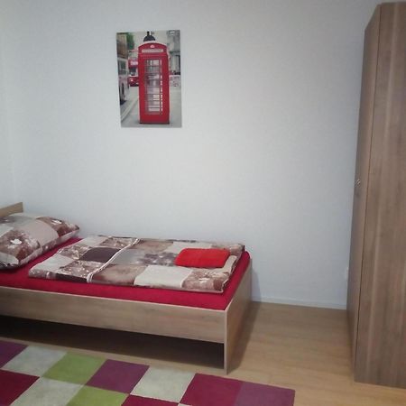 Apartman Stefanikova Zlín Buitenkant foto