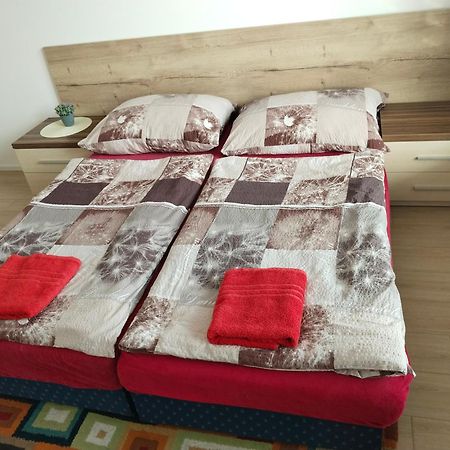 Apartman Stefanikova Zlín Buitenkant foto
