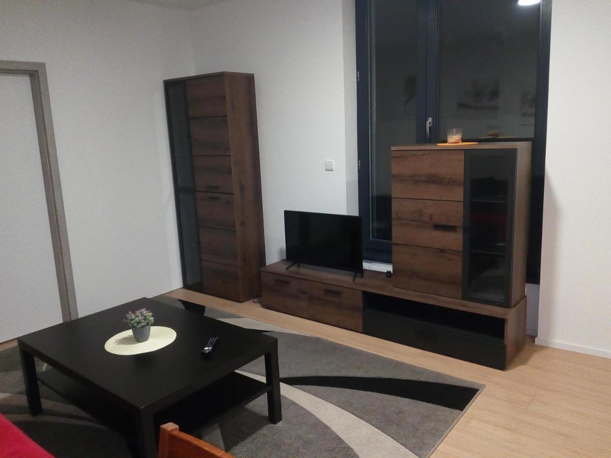 Apartman Stefanikova Zlín Buitenkant foto